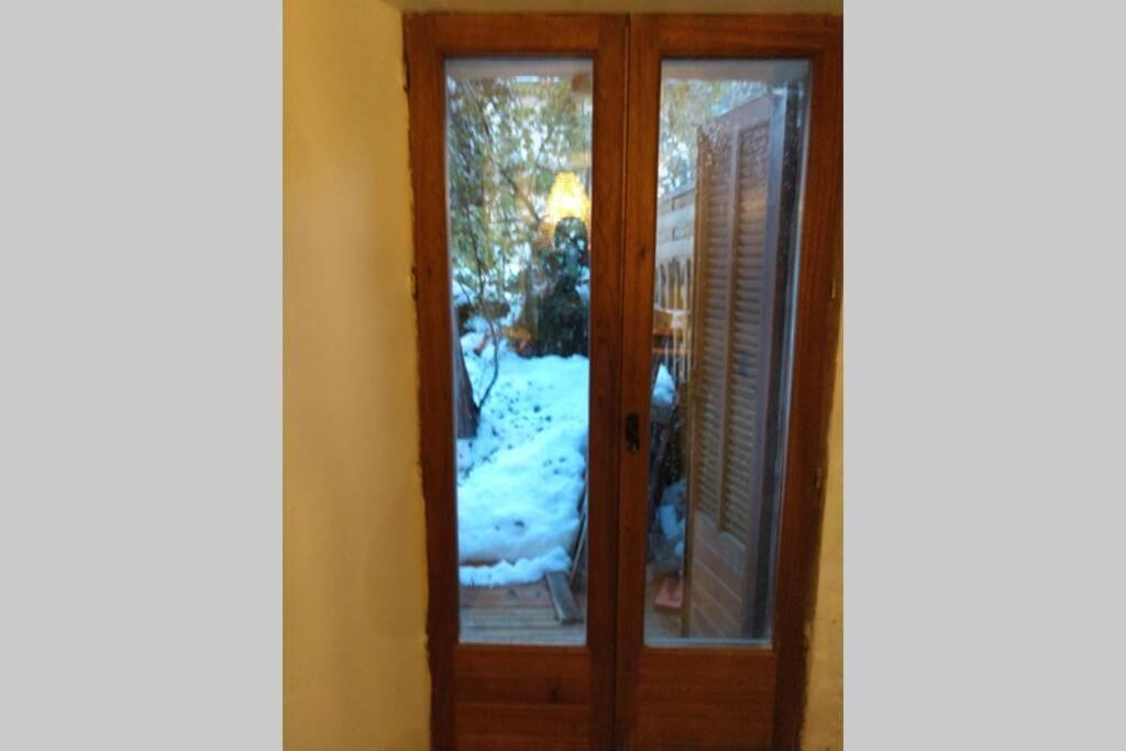 Chaleureux Petit Appartement De 4 Couchages Saint-Etienne-de-Tinee Bagian luar foto