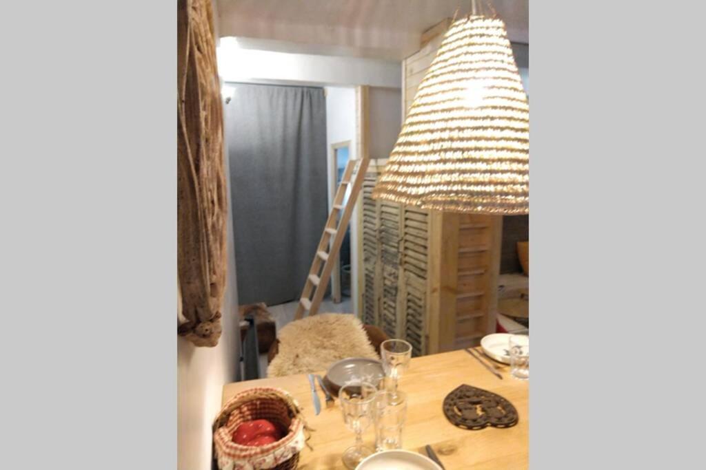 Chaleureux Petit Appartement De 4 Couchages Saint-Etienne-de-Tinee Bagian luar foto